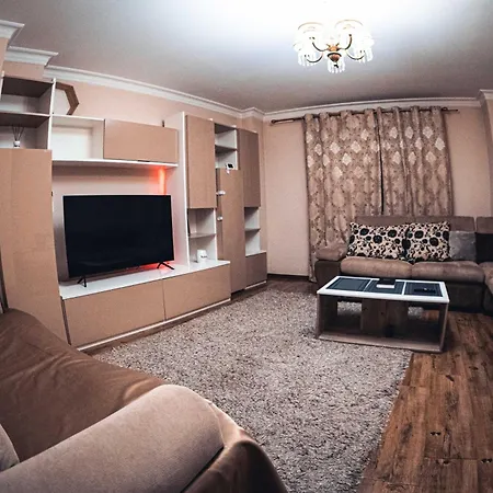 Parter Spatios Apartment *