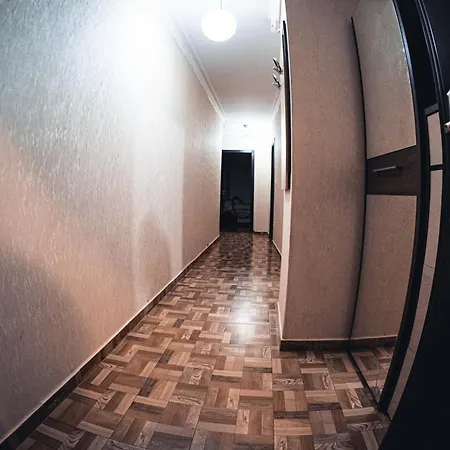 Parter Spatios Apartment